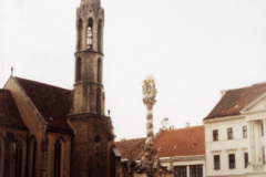 St3