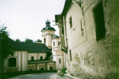 Temple_behind_Old_Post_Office
